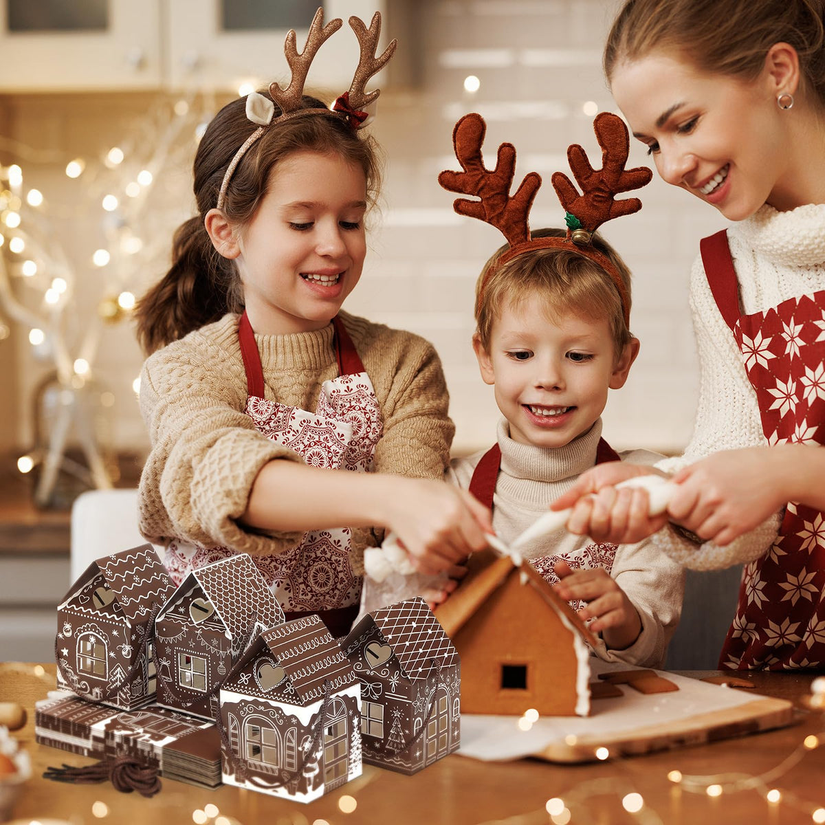 Gersoniel 24 Pcs Christmas Gift Boxes Candy Gingerbread House Mini Christmas Party Favor Box Small Paperboard Gift Container for Xmas Holiday Party Treat Cookie Goodie Snack Packaging (Dark Brown)