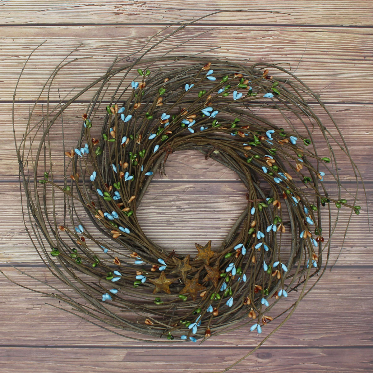 CVHOMEDECO. Primitives Rustic Pip Berries and Twig with Rusty Barn Stars Wreath, 12-Inch, Country Mix