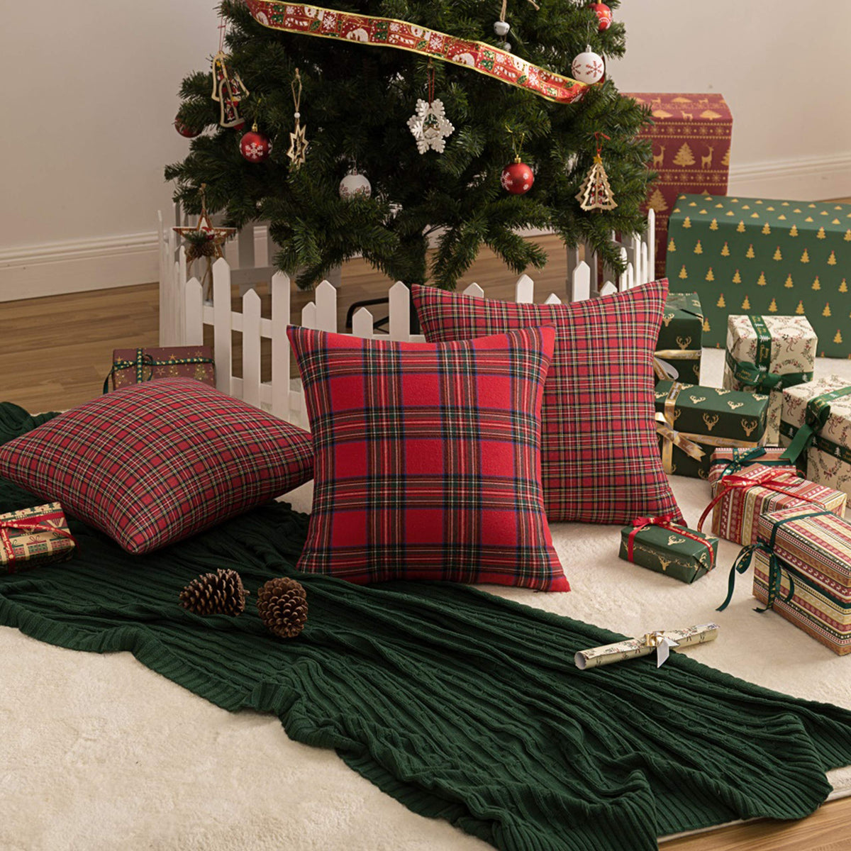 AQOTHES Pack of 2 Christmas Plaid Decorative Throw Pillow Covers Scottish Tartan Cushion Case for Farmhouse Home Holiday Decor Red and Green, 18 x 18 Inches